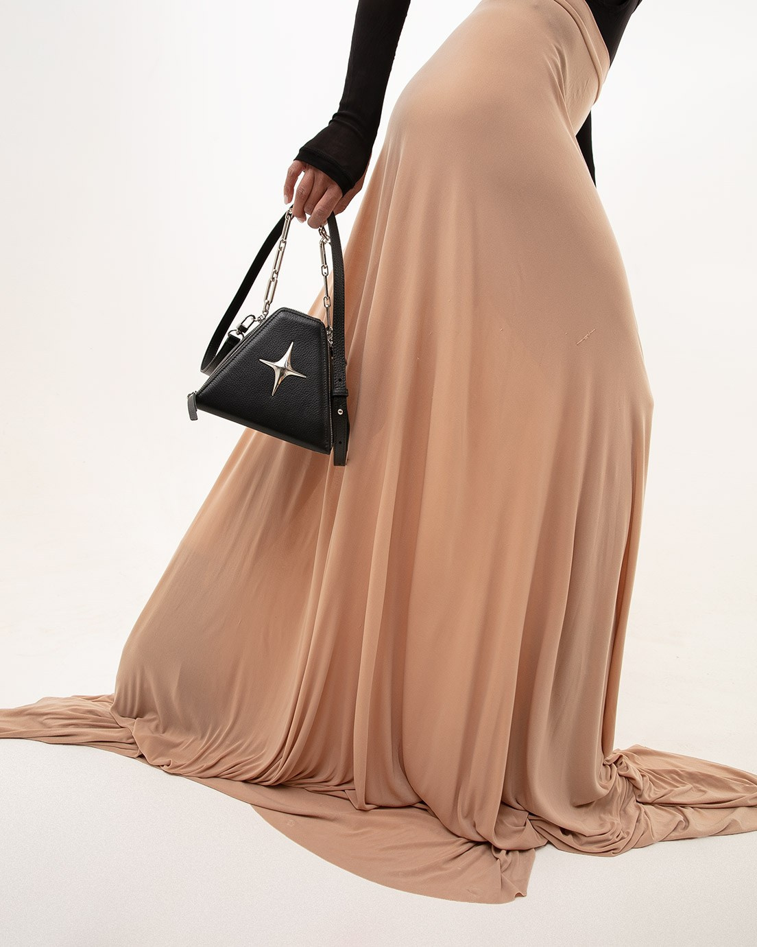 Evigi. Каталожный и предметный фотограф в Москве Анна Nesmeliva