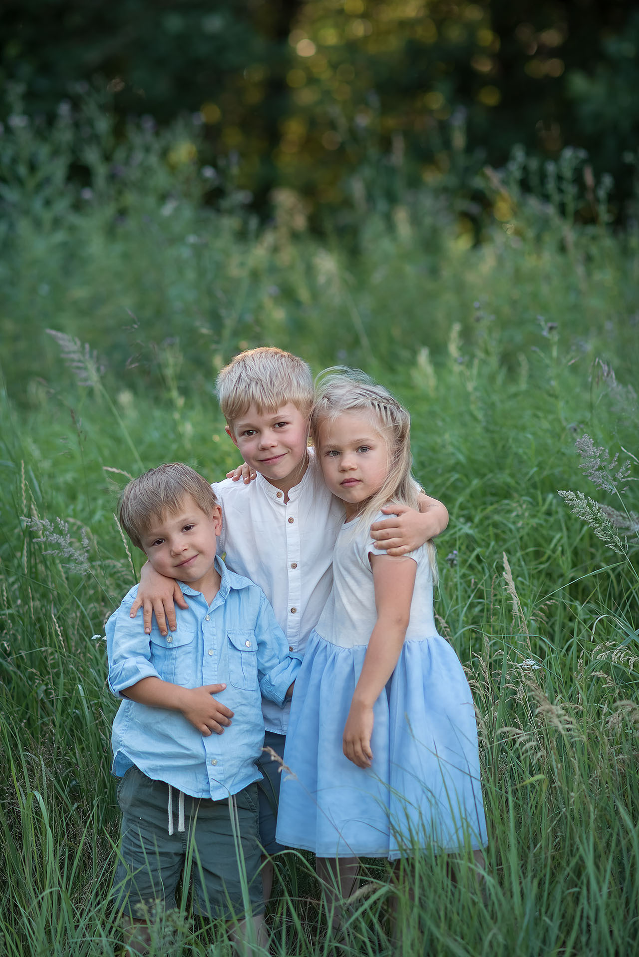 Семейная фотосессия на природе. Фотограф Юлия Кондратьева