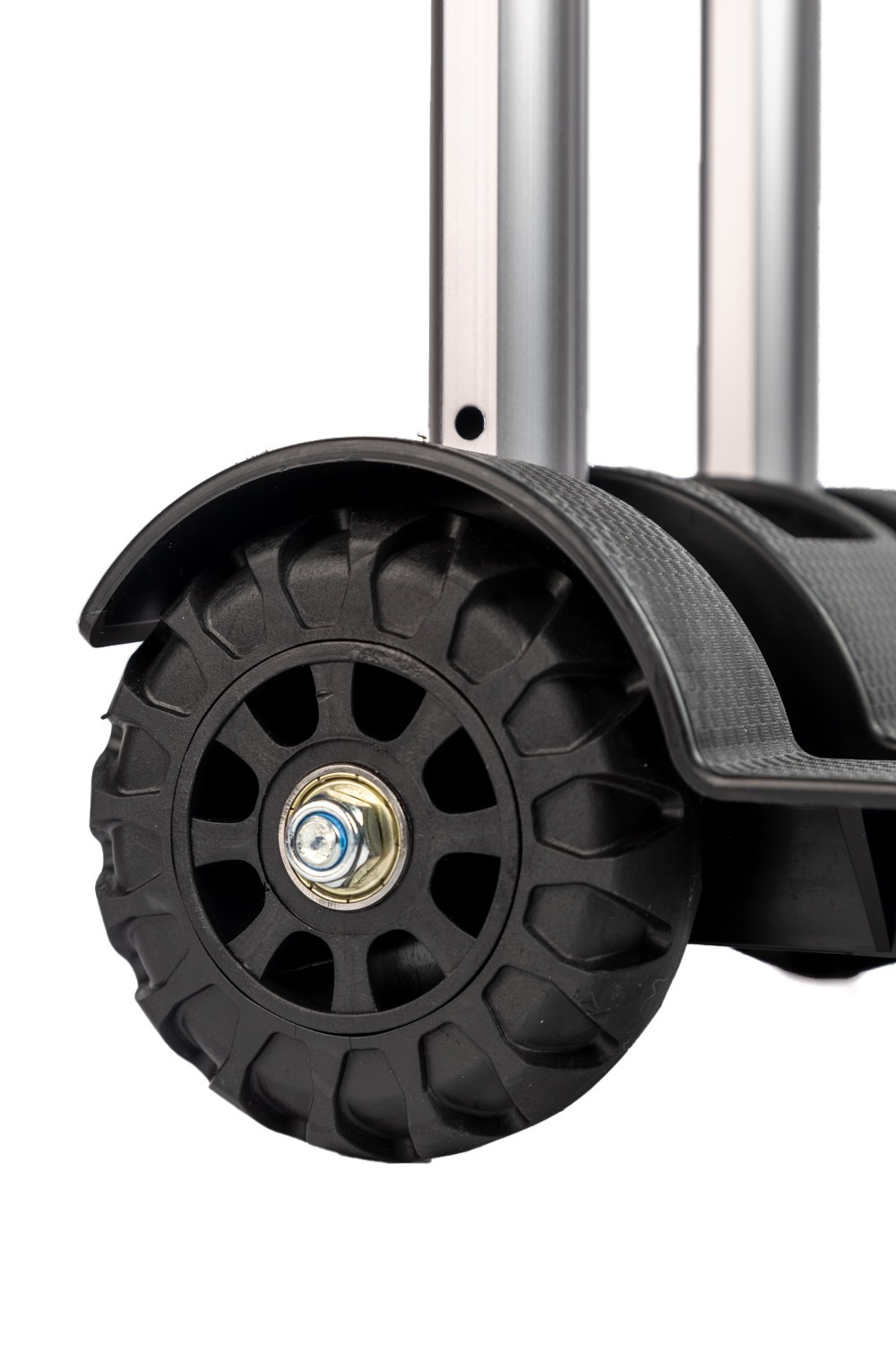 Дорожный инвентарь. Фотограф Алексей Зозин в Москве