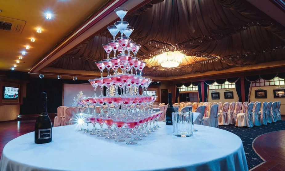 Площадка № 4-8. Свадебный организатор Москва