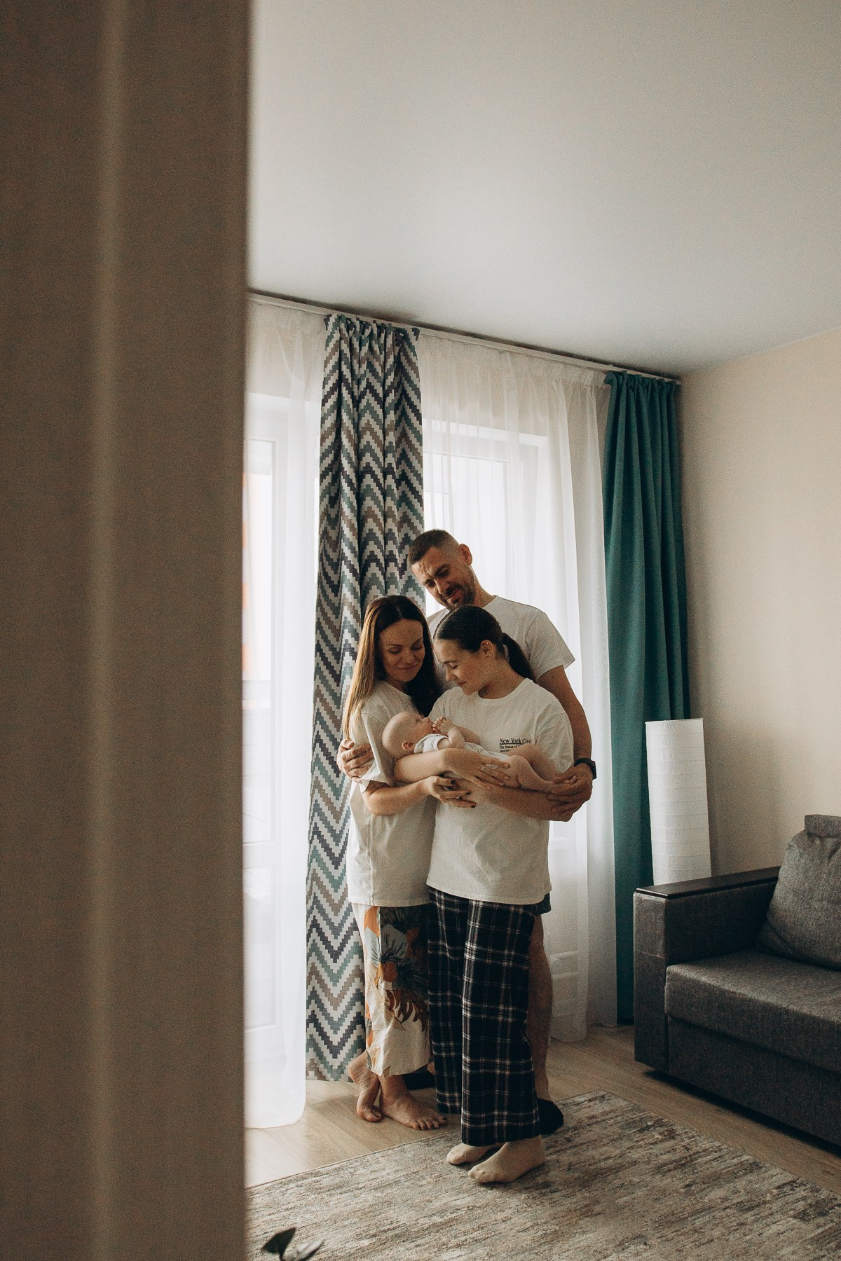 Денис, Света, София и Демид — теплые моменты дома. Семейный фотограф Новороссийск, Анапа, Геленджик — Юлия Давыдова