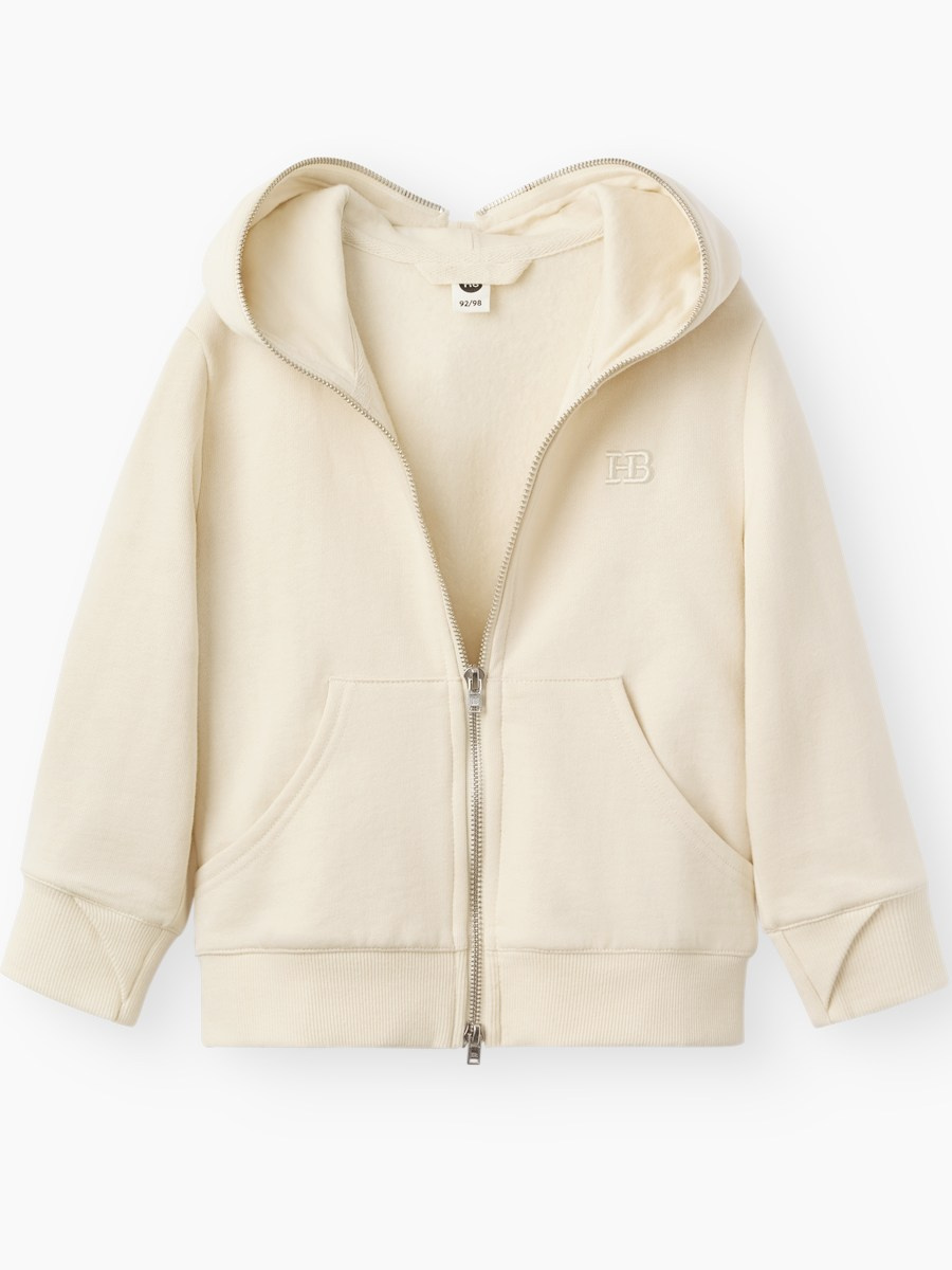 Съемка детской  и взрослой одежды в раскладку    фотосъемка одежды,  фотосъемка спортивной одежды, фотосъемка повседневной одежды, съемка для сайта, фотосъемка для маркетплейсов, фотосъемка дизайнерской одежды, фотосъемка премиумной одежды. фотосъемка бредовых вещей.