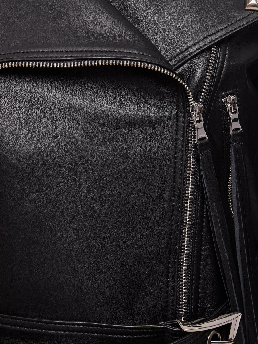 "Профессиональная каталожная съемка меховых изделий — шуб, манишек и воротников""Высококачественная каталожная фотосъемка кожаных курток и плащей для интернет-магазина""Студийная каталожная съемка аксессуаров из меха и кожи с детальной проработкой текстур""Коммерческая каталожная фотосъемка меховых шуб и кожаных изделий с белым фоном""Рекламная каталожная съемка курток и плащей из натуральной кожи и меха""Каталожная фотосъемка меховых воротников и манишек с акцентом на качество материалов""Профессиональная съемка меховых аксессуаров для каталогов и онлайн-продаж""Высокоточная каталожная съемка кожаных изделий и меховых шуб для брендов""Каталожная съемка меховых изделий с профессиональной ретушью и подготовкой товара""Фотосъемка каталогов с меховыми шубами, куртками и кожаными плащами высокого качества" "Премиальная съемка меховых шуб и кожаных курток на модели в студии""Фотосессия на модели с меховыми манишками и воротниками для модных брендов""Рекламная съемка кожаных плащей и аксессуаров на модели с профессиональной ретушью""Съемка на модели меховых изделий и курток с акцентом на стиль и текстуру""Профессиональная фотосъемка моделей в меховых шубах и кожаных куртках для каталогов""Высококачественная съемка на модели меховых воротников и аксессуаров""Фотосессия на модели с кожаными плащами и меховыми манишками для рекламы""Рекламная съемка меховых и кожаных изделий на модели с подготовкой и ретушью""Студийная съемка на модели меховых шуб и кожаных аксессуаров с детальной обработкой""Профессиональная съемка на модели курток и плащей из натуральной кожи и меха"