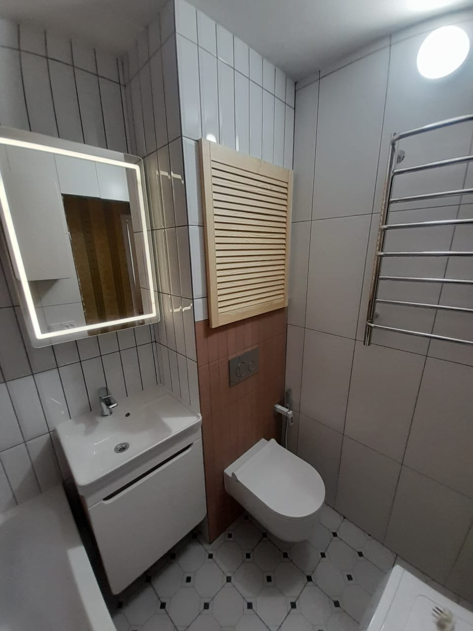 Ванная комната (ул. Минская д. 28). Ремонт санузла, туалета, ванной под ключ в Казани. Укладка плитки