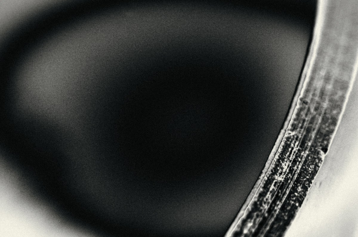 Bw. ПЕТР ПОПОВ | VISUAL ARTIST