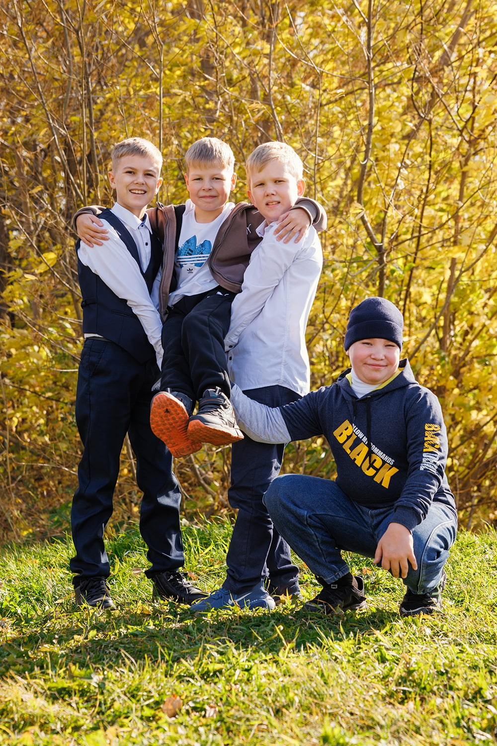 Выпускной альбом для 4 класса Боготол. СИГМА | Студия выпускных альбомов Красноярск