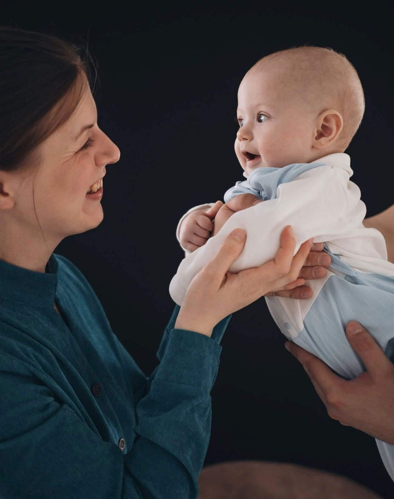 Привет, меня зовут Марго и я твой фотограф :)