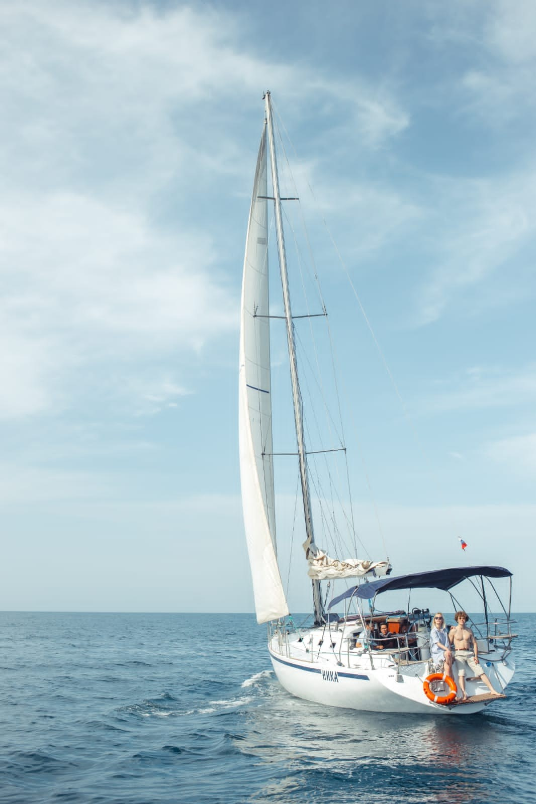 Парусная яхта НИКА Аренда Яхты в Сочи Яхтанаморе YACHTANAMORE