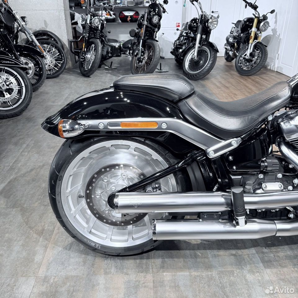 2018 Fat Boy 114 АВS Vivid Вlаck. Hello Davidson, Москва. Только хорошие мотоциклы…
