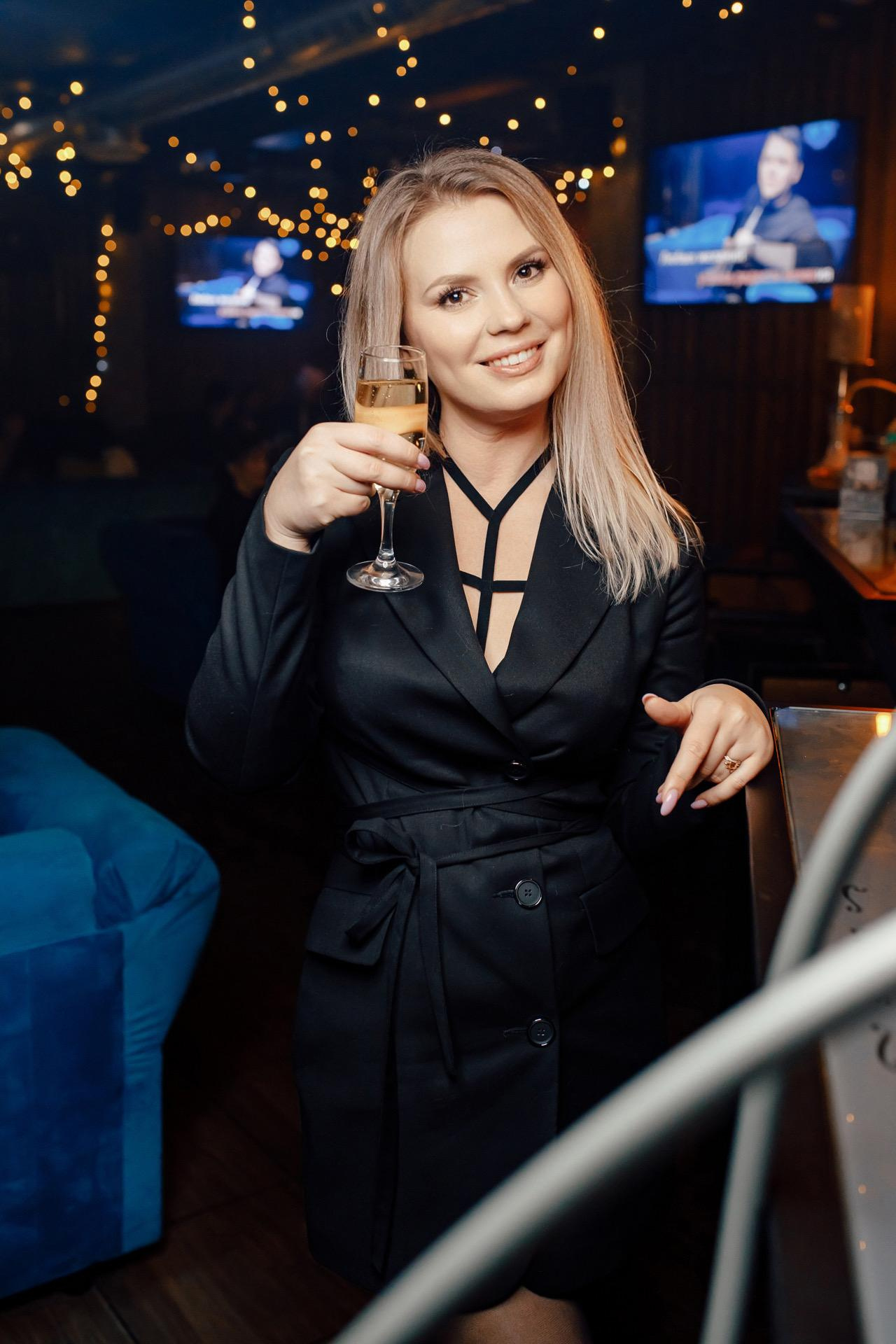 01\04\2022 Караоке в Мяте. Мята Спортивная — Кальянная, караоке, бар в Минске