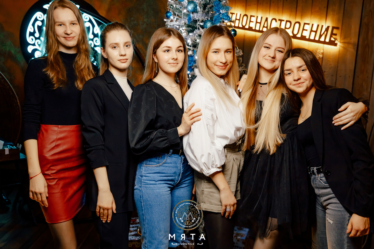 25\12\21 Новогоднее караоке в Мяте. Мята Спортивная — Кальянная, караоке, бар в Минске