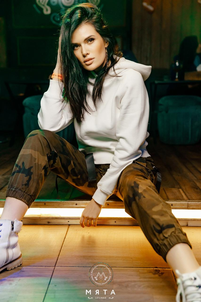 25\12\21 Новогоднее караоке в Мяте. Мята Спортивная — Кальянная, караоке, бар в Минске