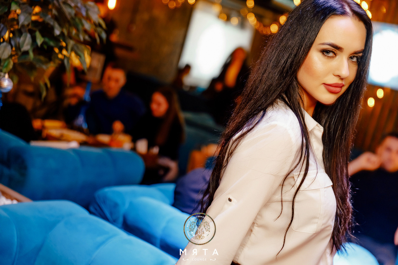 25\12\21 Новогоднее караоке в Мяте. Мята Спортивная — Кальянная, караоке, бар в Минске