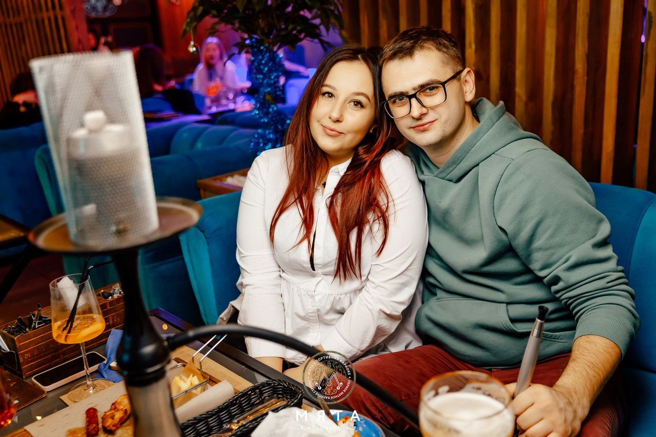 25\12\21 Новогоднее караоке в Мяте. Мята Спортивная — Кальянная, караоке, бар в Минске