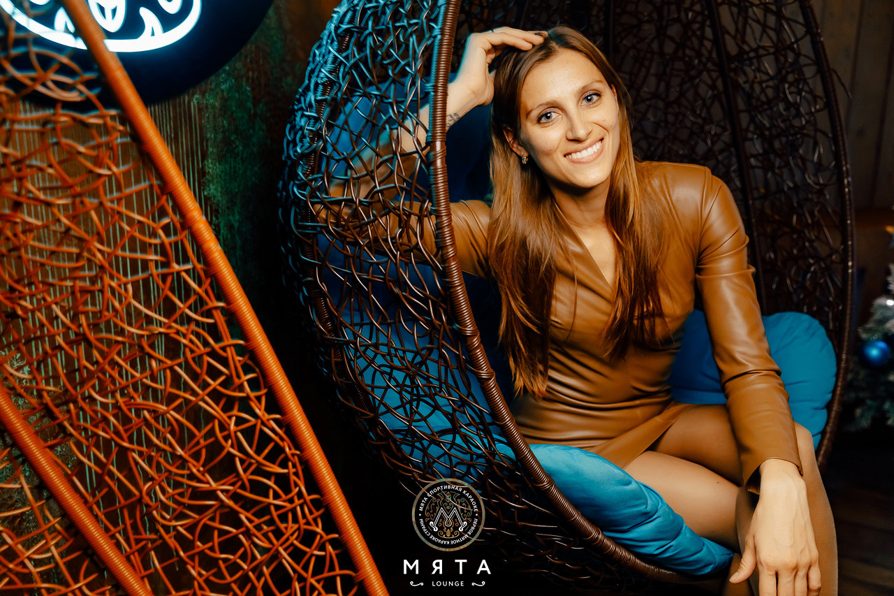 25\12\21 Новогоднее караоке в Мяте. Мята Спортивная — Кальянная, караоке, бар в Минске