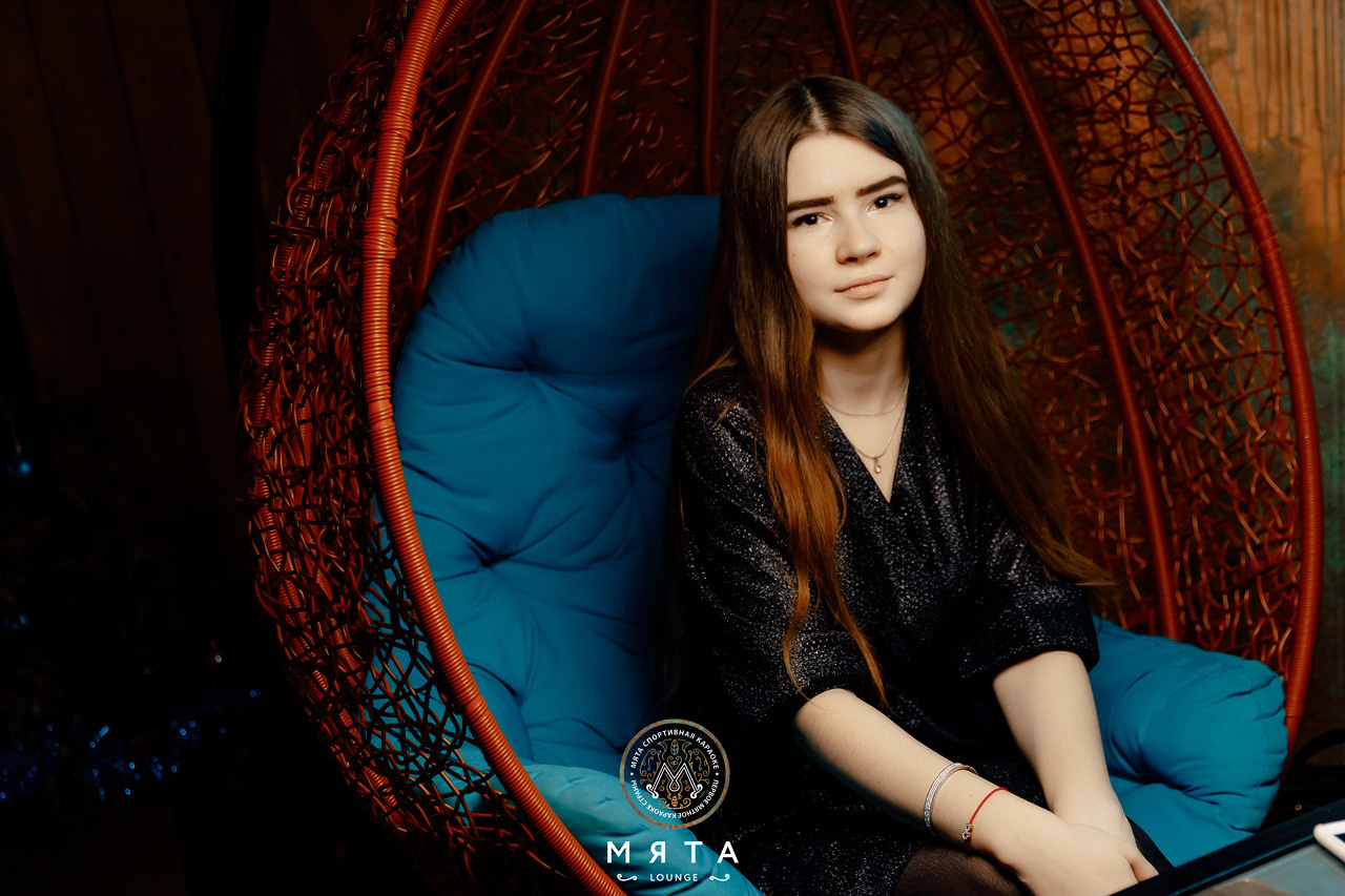 25\12\21 Новогоднее караоке в Мяте. Мята Спортивная — Кальянная, караоке, бар в Минске