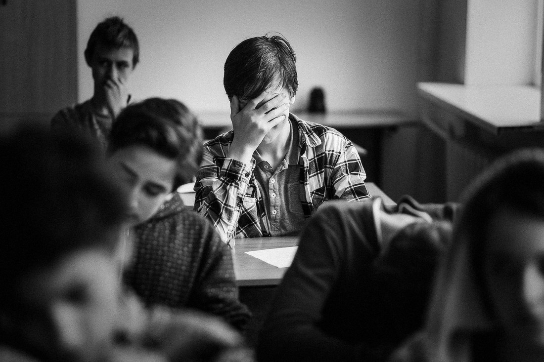 Фоторепортаж со школьного урока 4-го класса. Репортажный фотограф Борис Геер