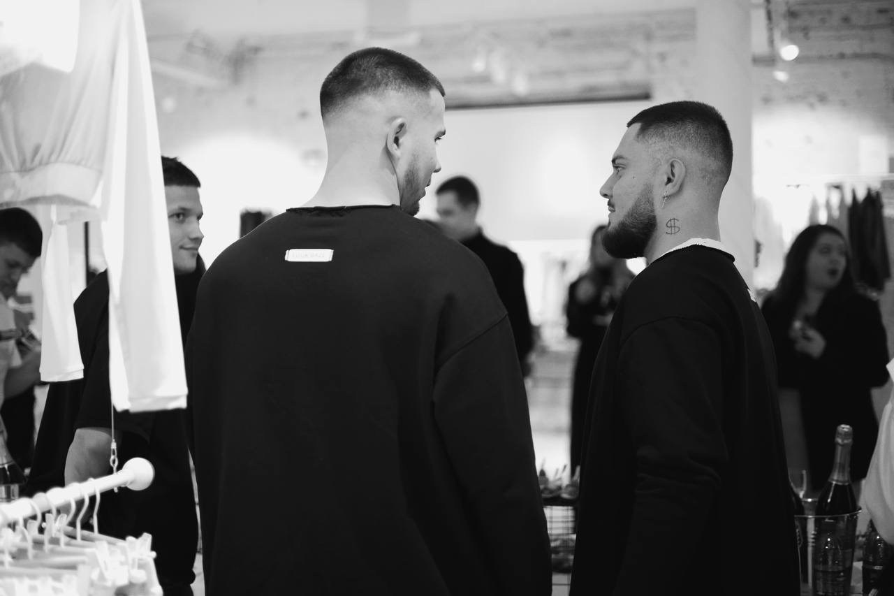 LUUK BAZE. Your lerris