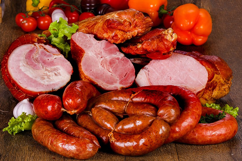 Колбасы и мясная продукция. Фуд-фотограф Андрей Старостин — съемка еды в Москве. 9000 руб. в час