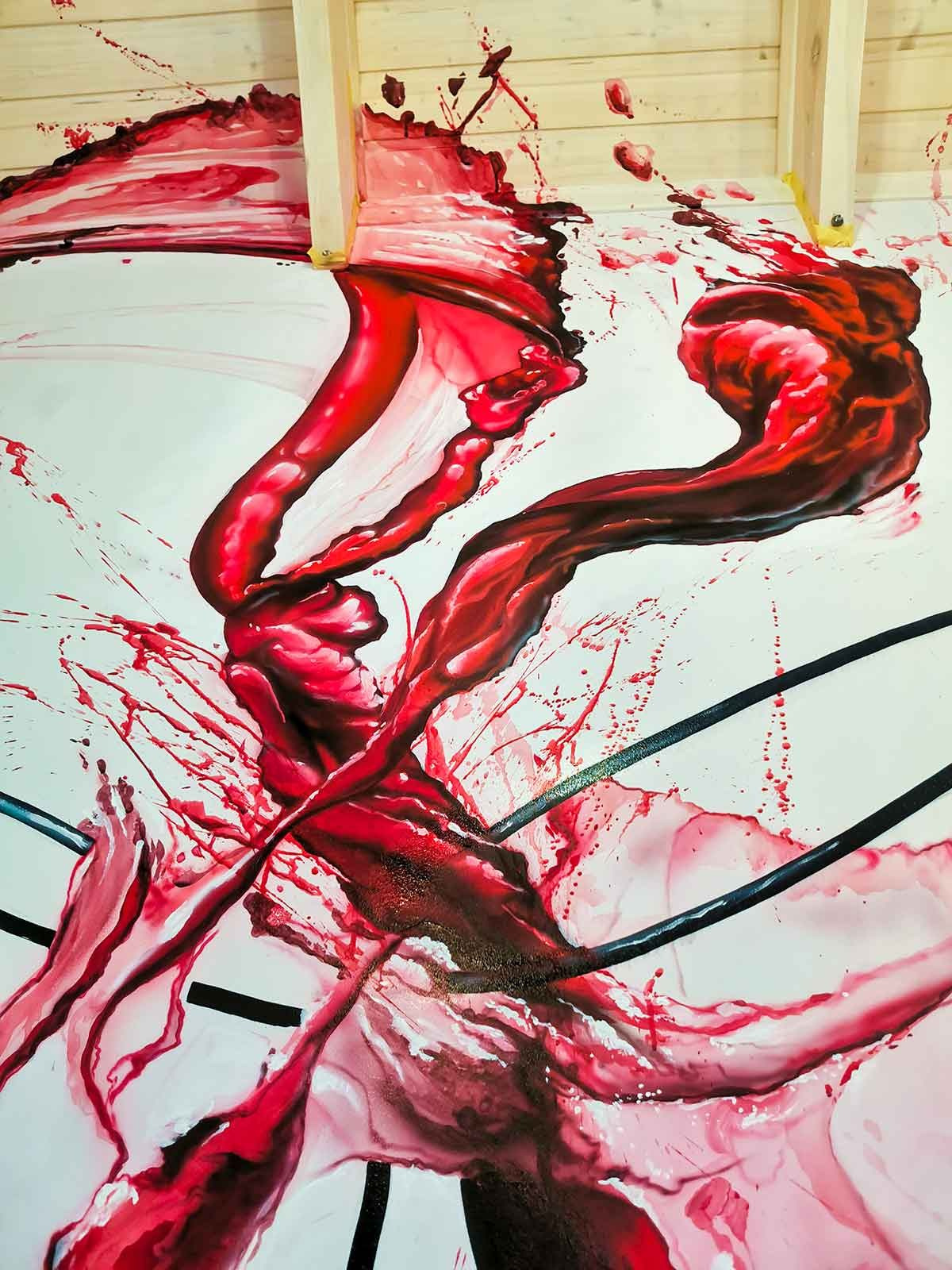 Еще немного росписи стен