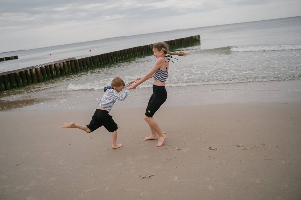 Sister & brother. Семейный и свадебный фотограф Мария Нетребко г. Калининград