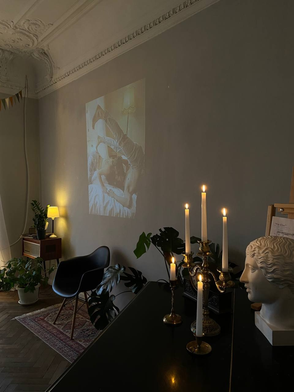 Большая комната на Петроградской. Saint P. Events | ивент-пространство в особняках в Петербурге