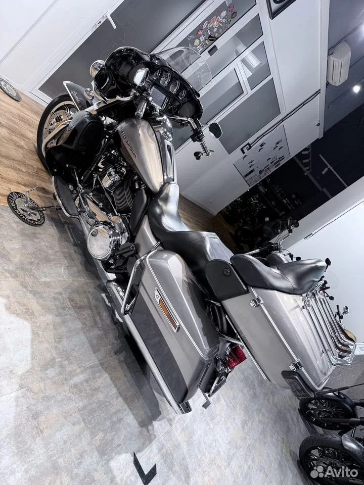 Купить Harley-Davidson 2017 Electra Glide Ultra Limited (Touring) — подробнее на сайте. Hello Davidson, Москва. Только хорошие мотоциклы…