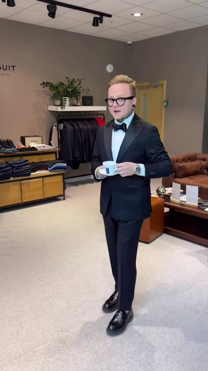 Анна Литвинова