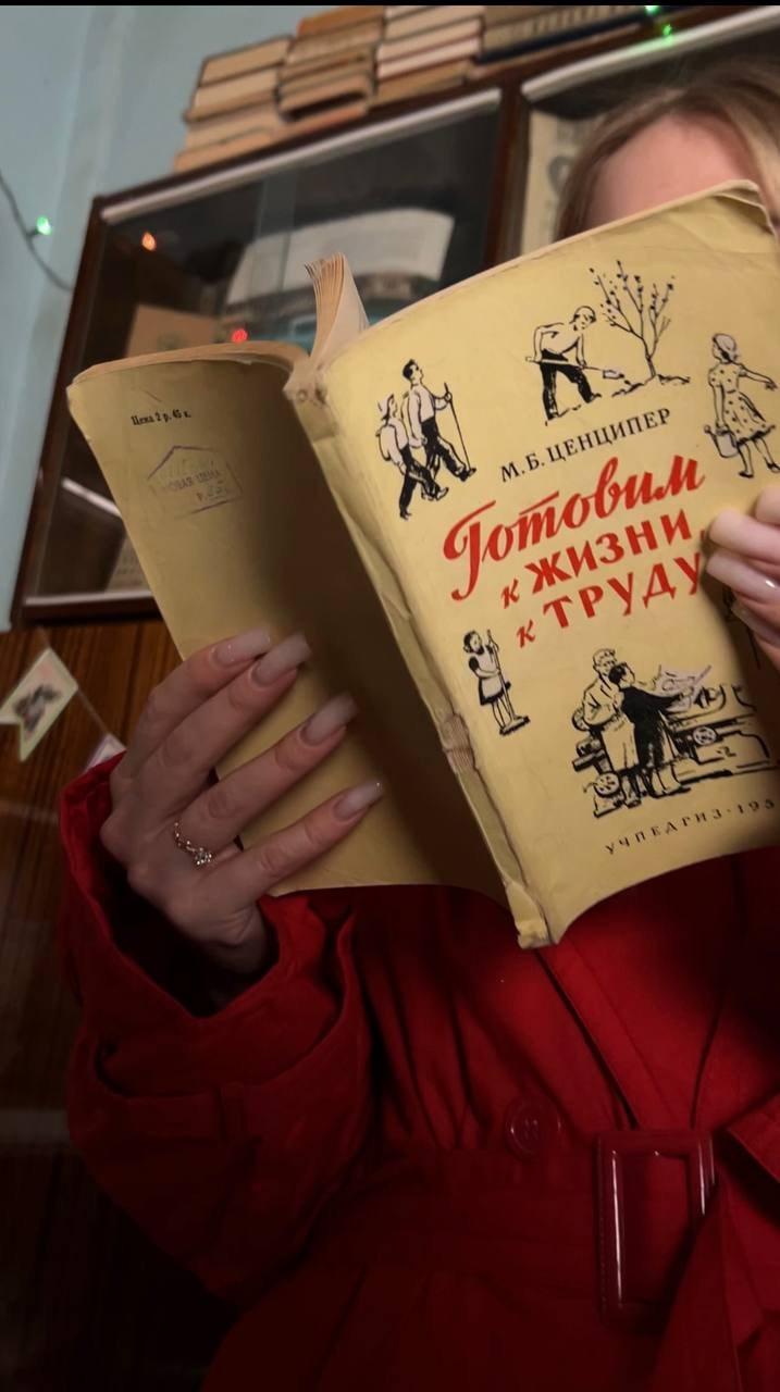 Советская мать-одиночка Наташа. Фотограф в Нижнем Новгороде Лена Бирди