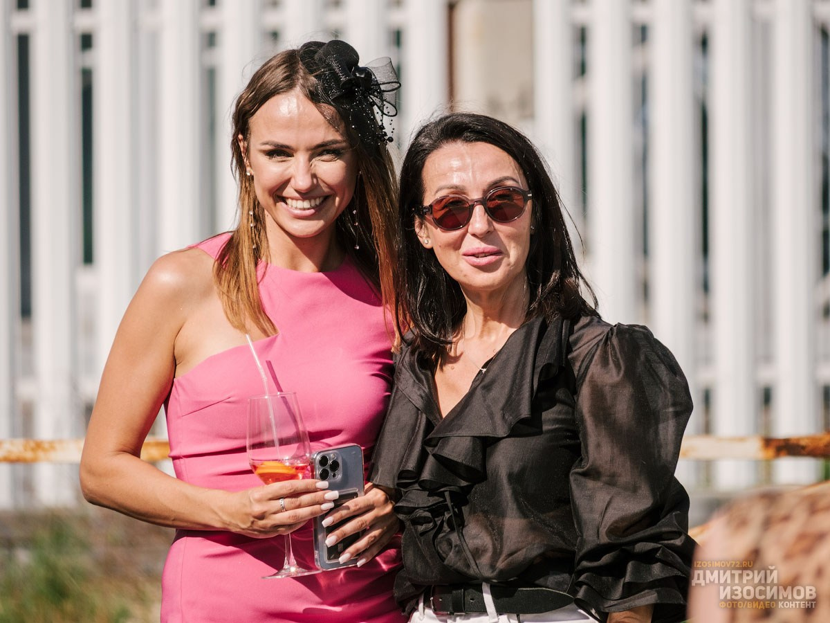 Скачки фаворитов 2024