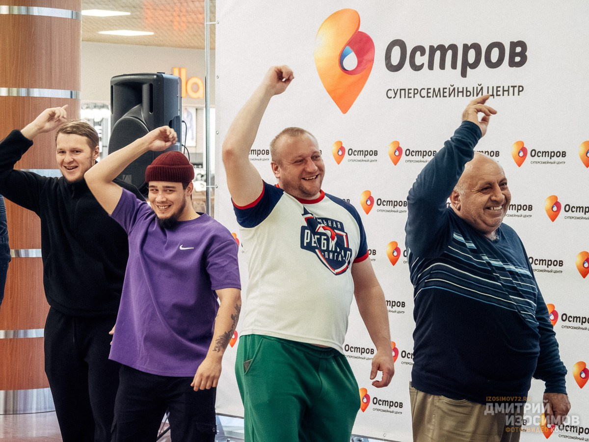 Открытие фотовыставки «Папа в кадре»