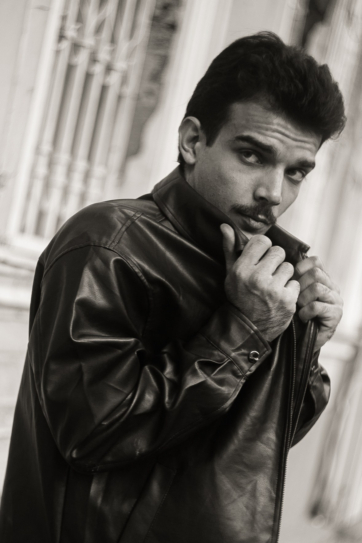 Азиз. Портретный и художественный фотограф в Москве