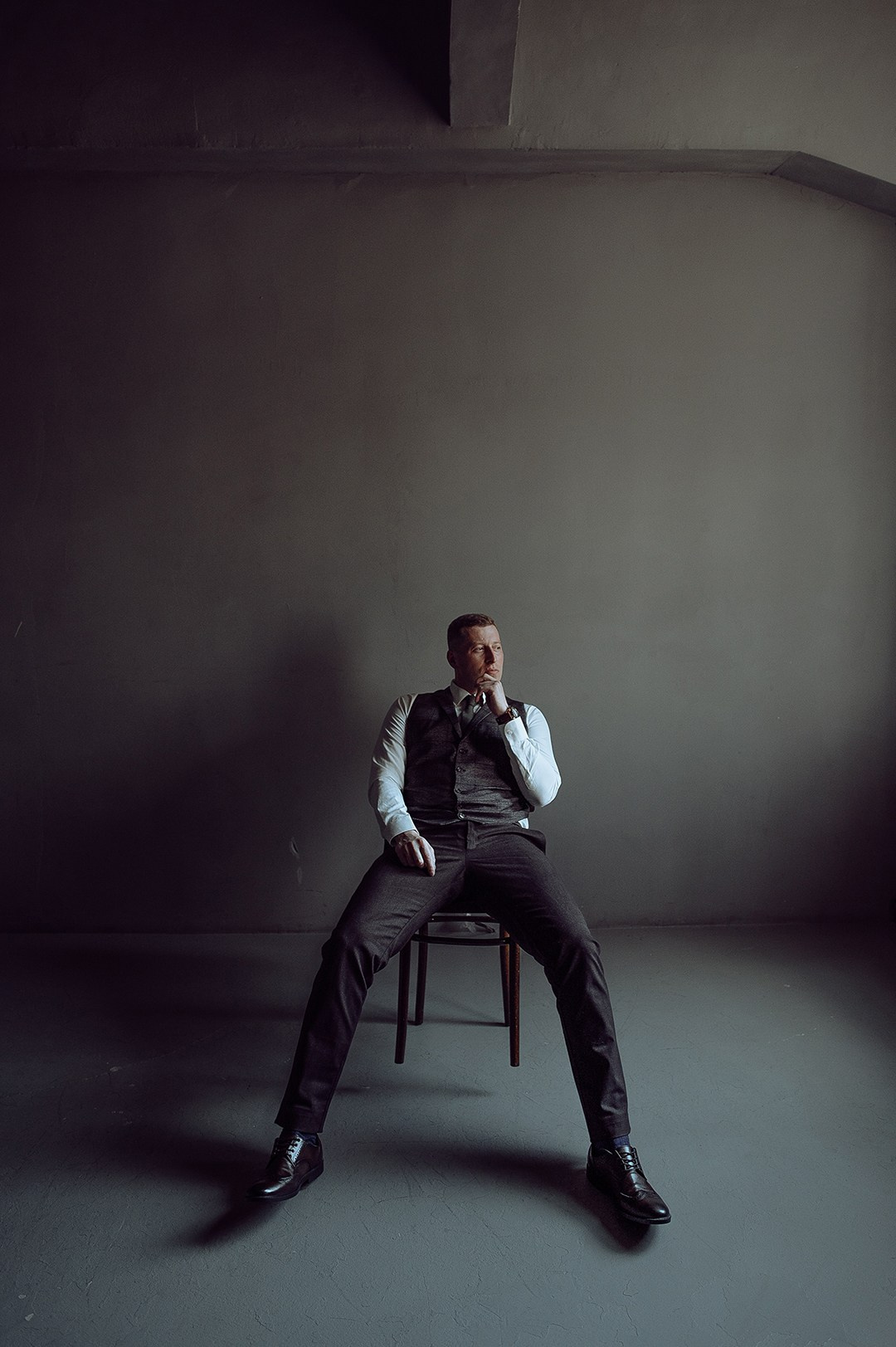 Анатолий, портретная съёмка в студии. Свадебный фотограф в Ярославле Денис Медоваров