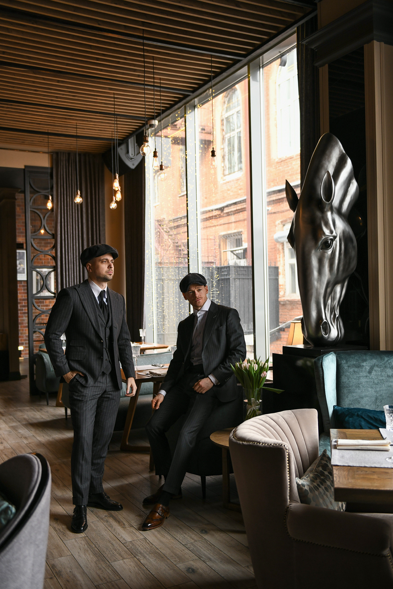 Проект «Острые козырьки». Ресторан Harvey&Monica, Воронеж. Портретный и контент фотограф в Воронеже Елена Николайчик