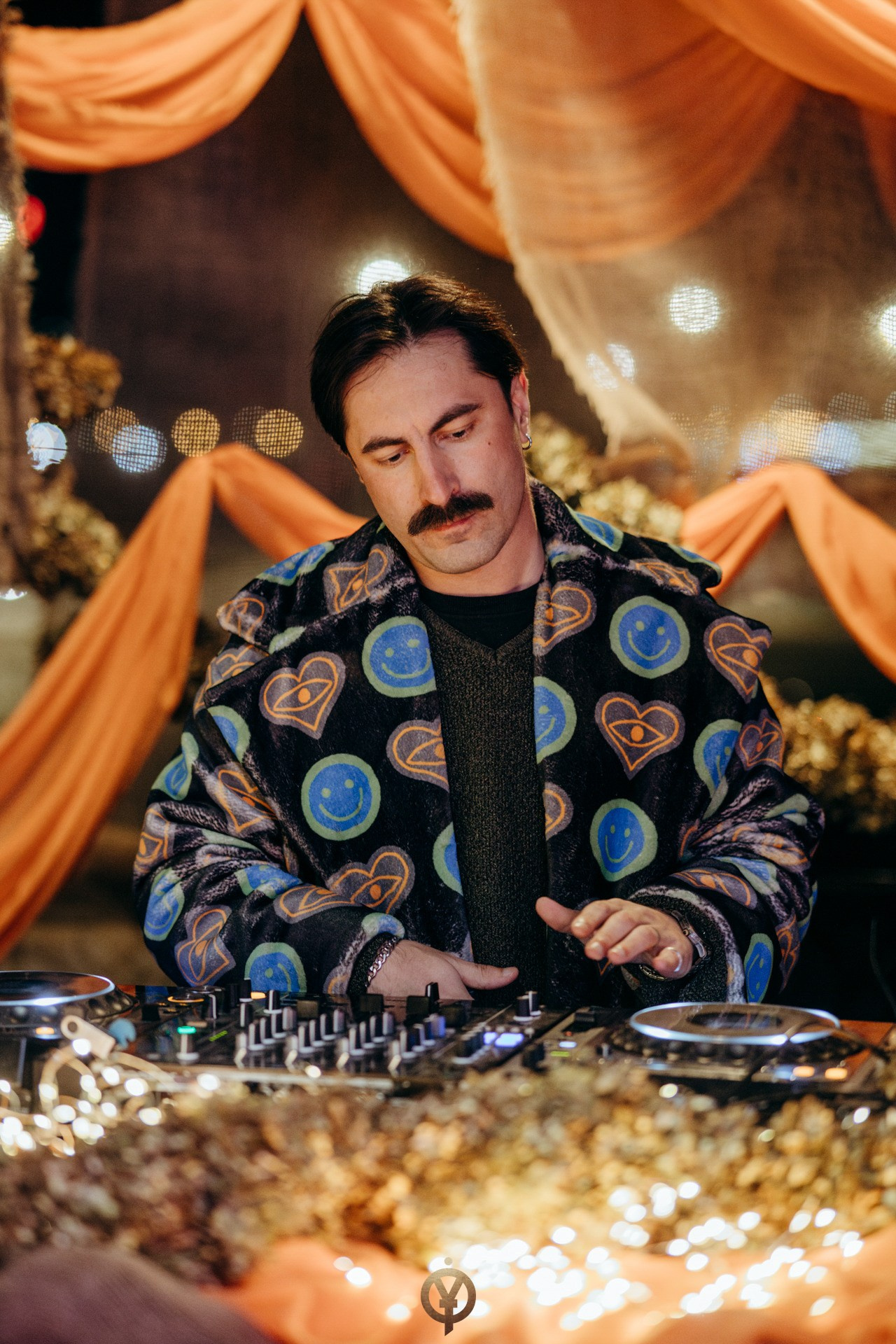 ODYSSEY Vostok Shantaram. Репортажный фотограф в Санкт-Петербурге Александр Паклин