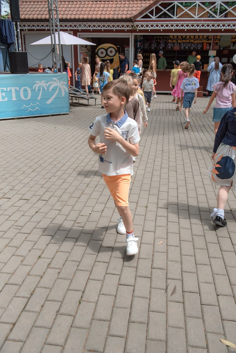 Парк Ривьера дефиле HAPPYkids. Семейный и коммерческий фотограф в Сочи Александр Бодунов