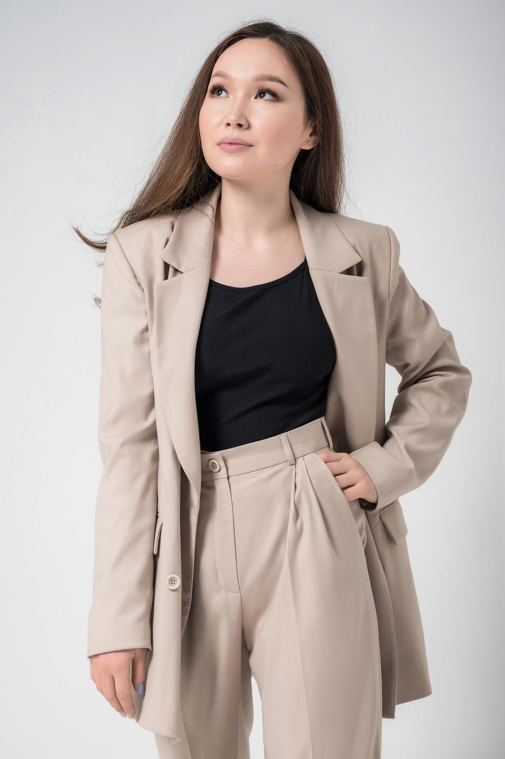 Акнур. Студийная съемка. Фотограф-дизайнер Лейла Кабди