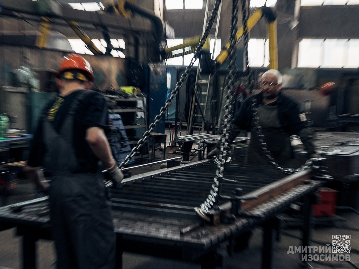 Съёмка на производстве