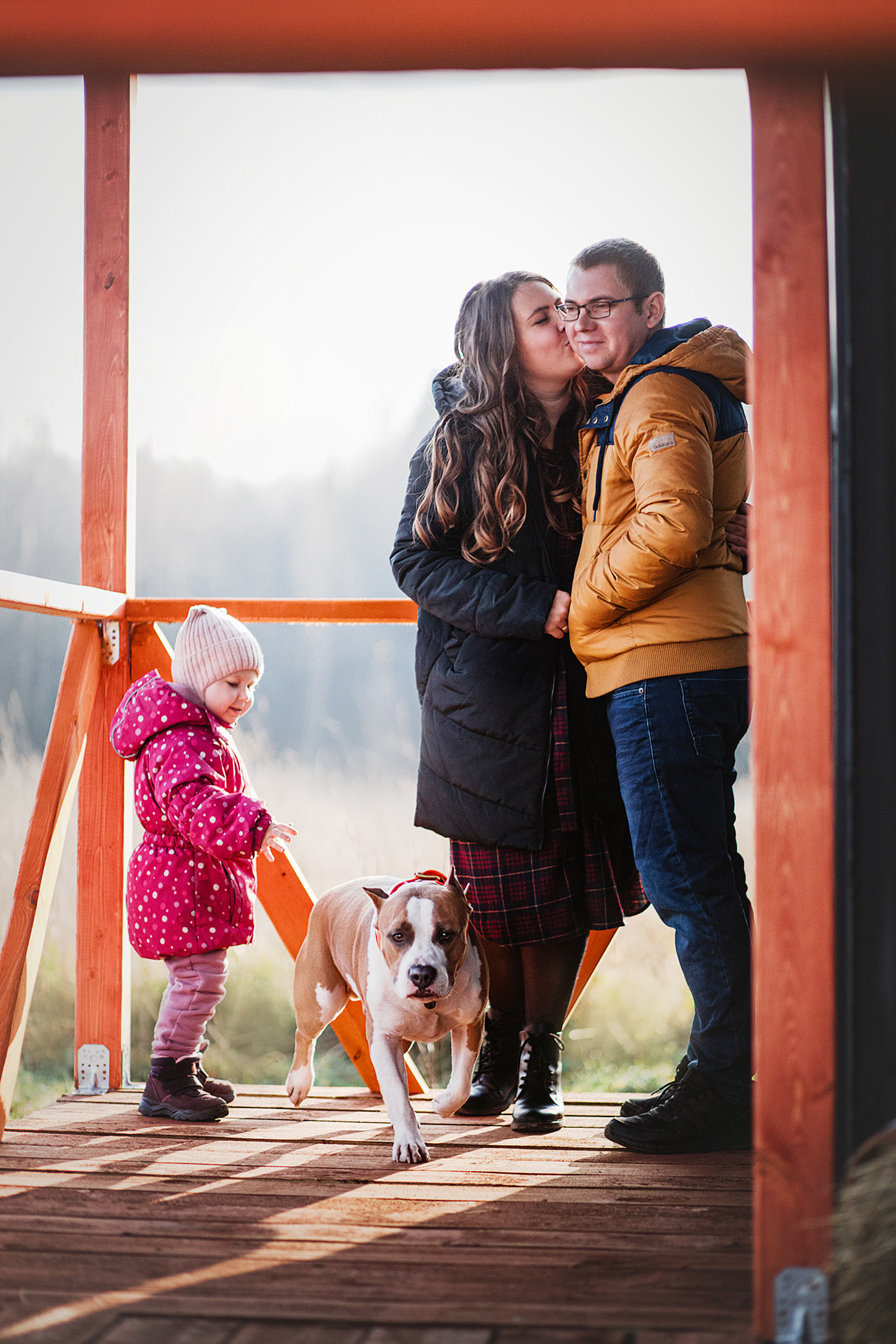 Семейная съёмка в загородном домике. Фотограф-анималист • love-story • Санкт-Петербург