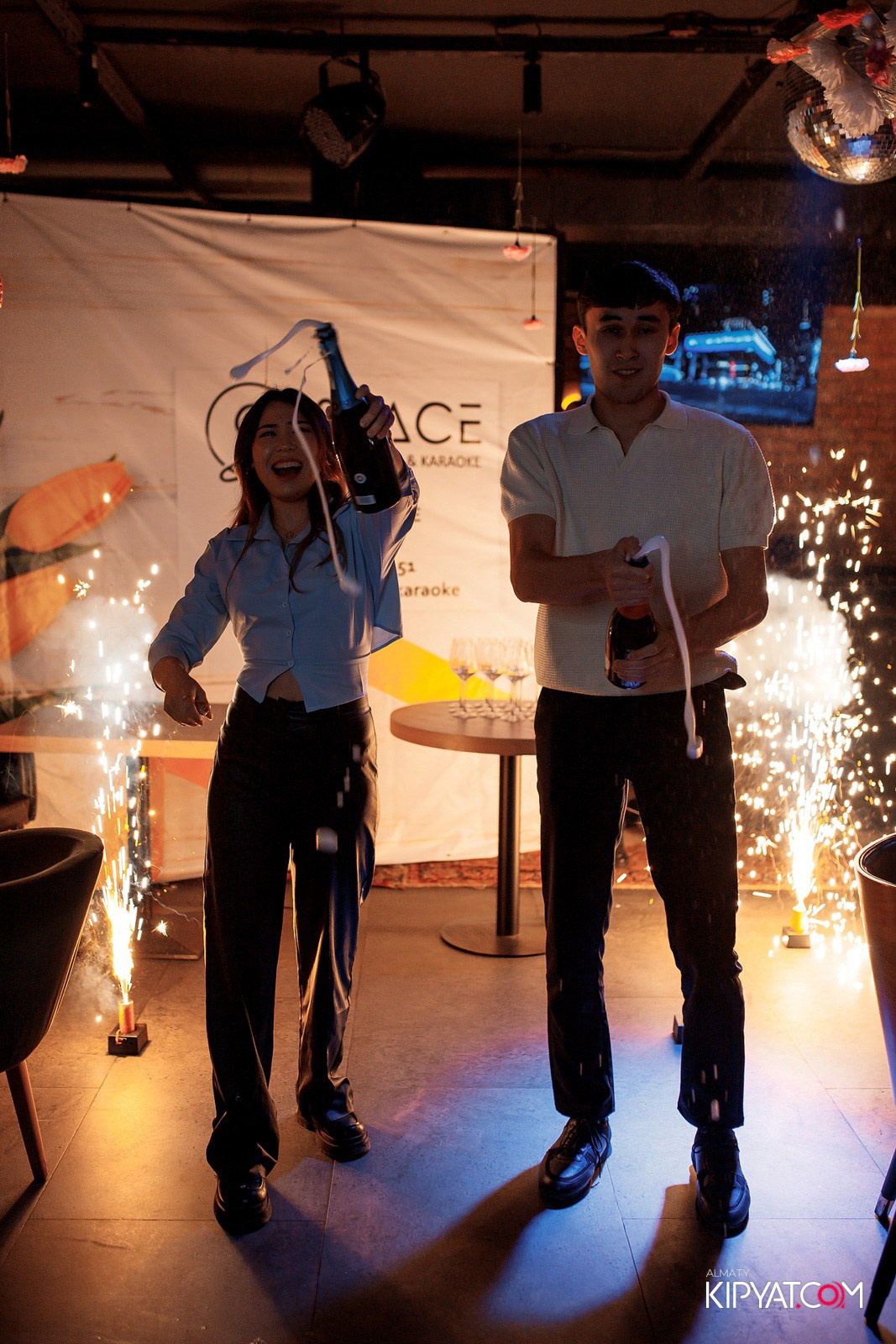 SPACE KARAOKE BAR. КИПЯТКОМ АЛМАТЫ!