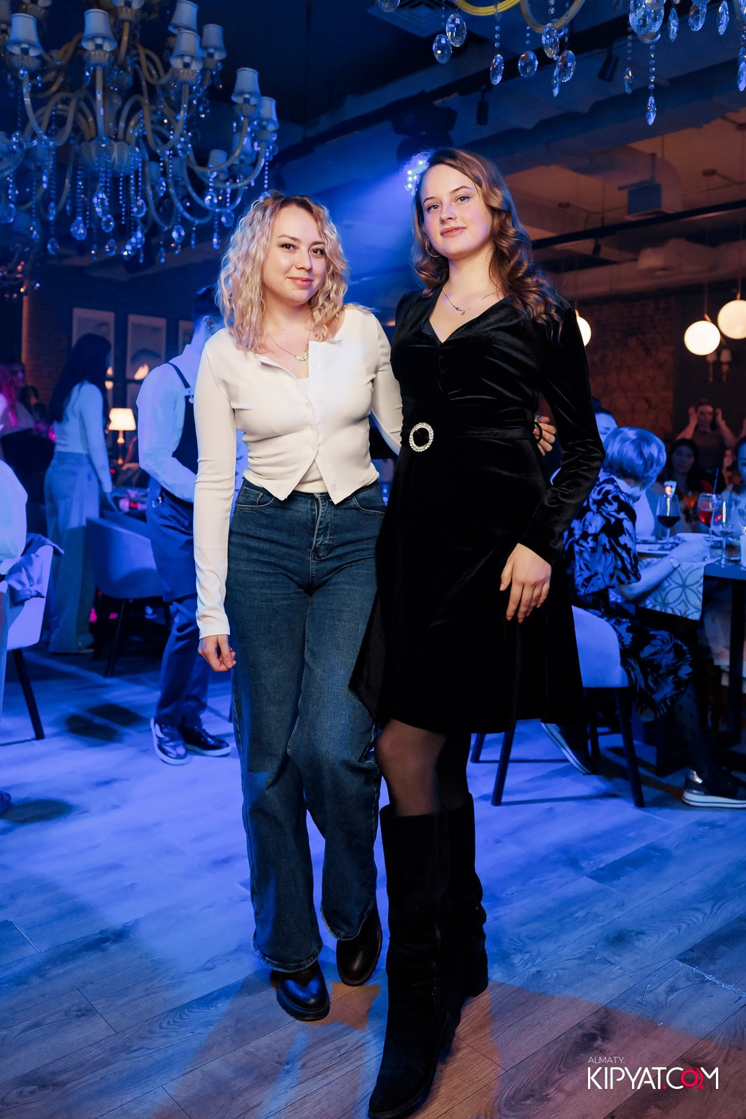 МУЗЫКАЛЬНОЕ ЛОТО В CAVIAR. КИПЯТКОМ АЛМАТЫ! Фотосъемка мероприятий в Алматы