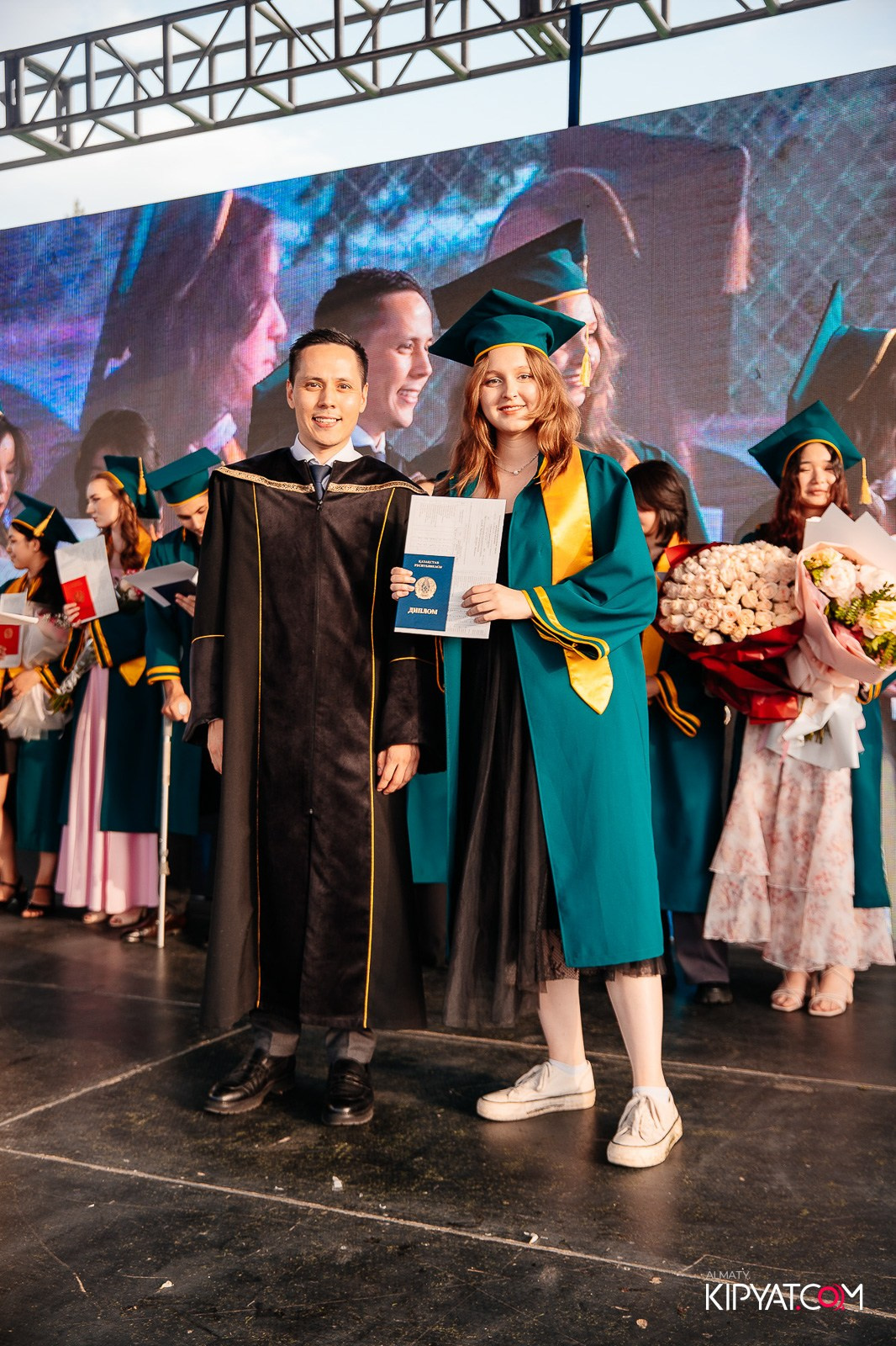 ВРУЧЕНИЕ ДИПЛОМОВ — НАРХОЗ КОЛЛЕДЖ. Part 4. КИПЯТКОМ АЛМАТЫ!