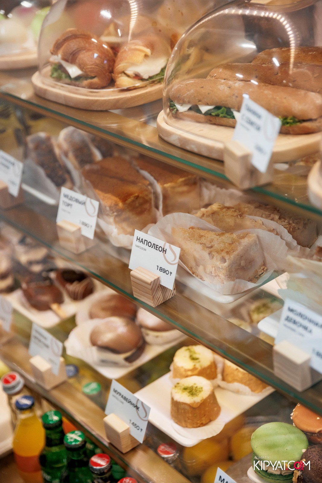 ОТКРЫТИЕ COFFEE SHAKE АСЫЛ ТАС. КИПЯТКОМ АЛМАТЫ!