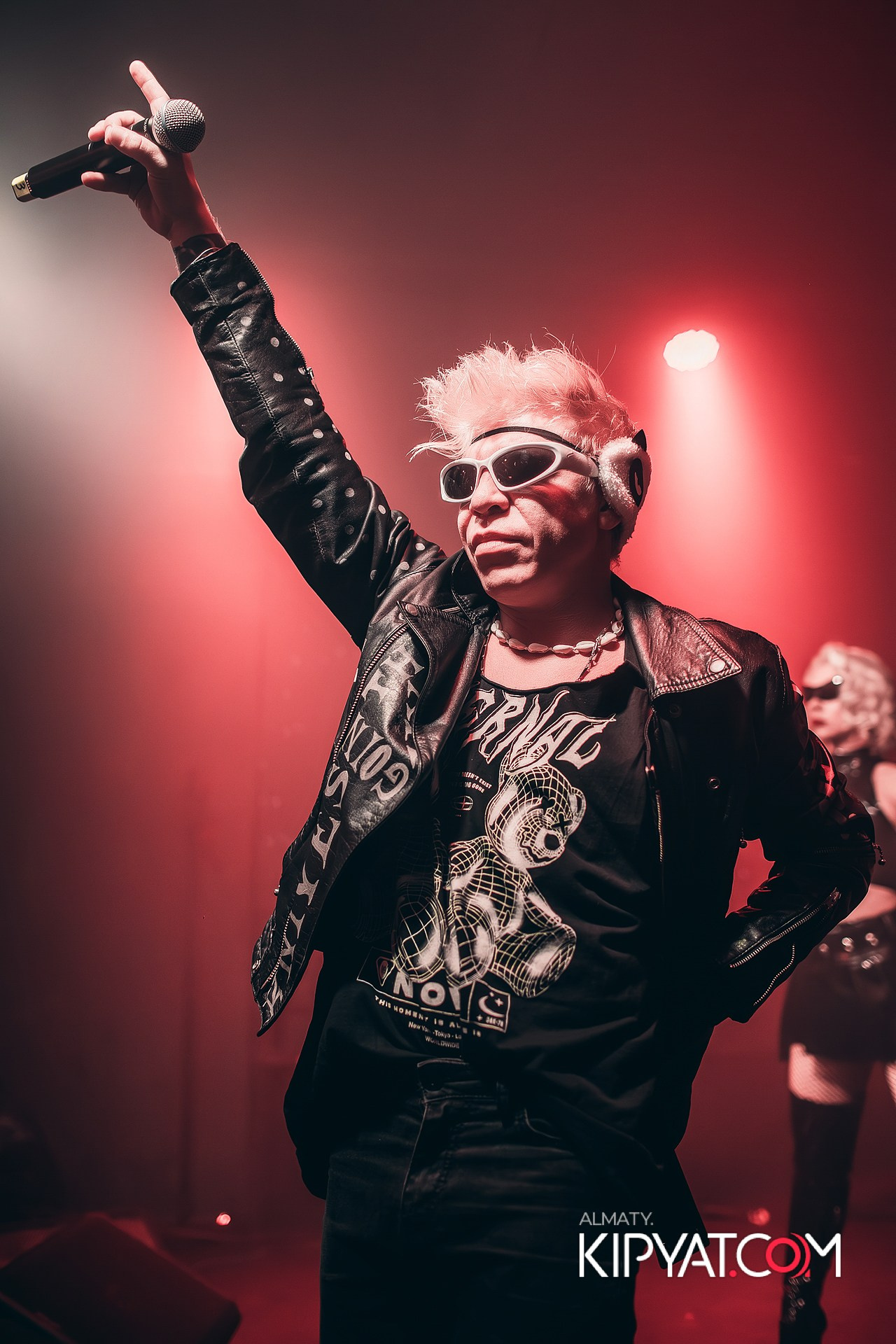 QUEST PISTOLS В РЕСТОРАНЕ NINO. КИПЯТКОМ АЛМАТЫ!