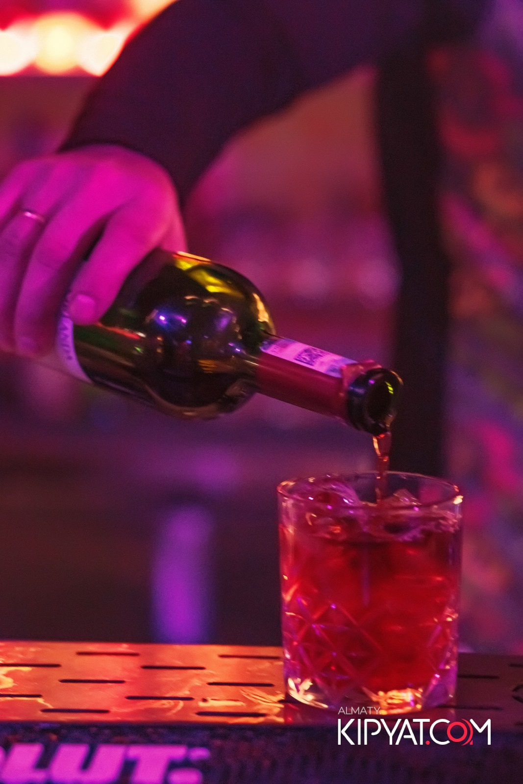 ОЛОВО НА ДОСТЫК. КИПЯТКОМ АЛМАТЫ!