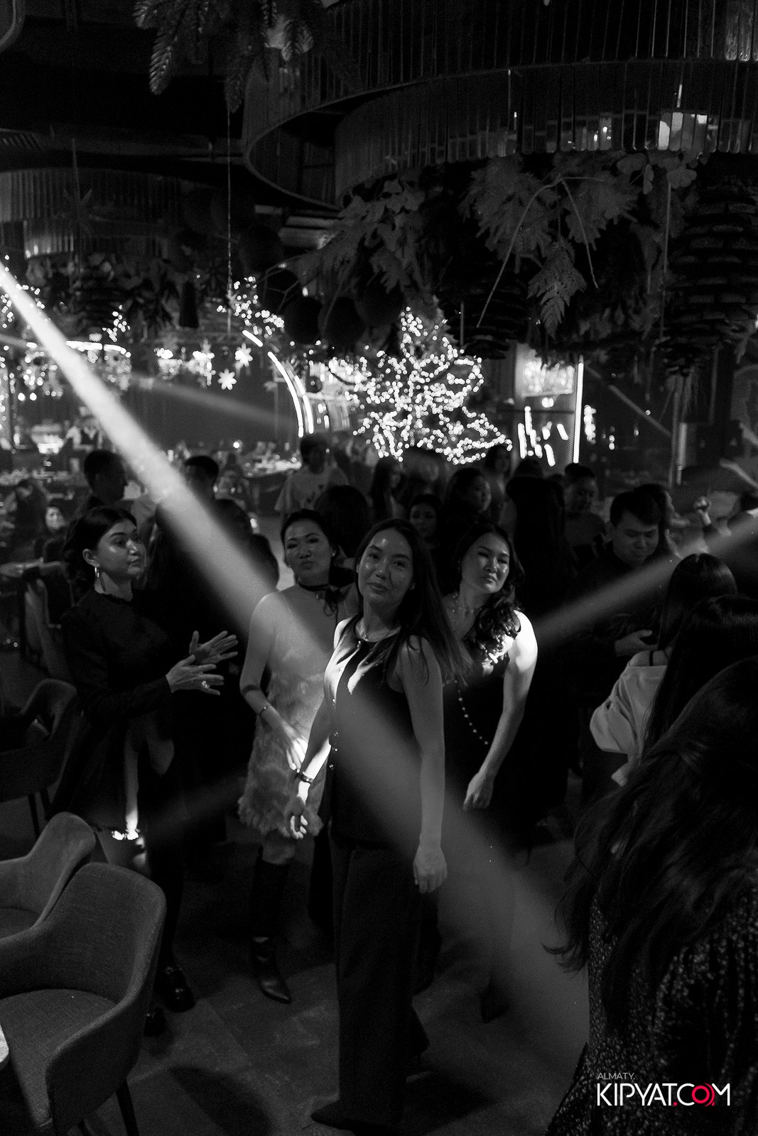 FRIENDS BAR & TERRACE. КИПЯТКОМ АЛМАТЫ! Фотосъемка мероприятий в Алматы