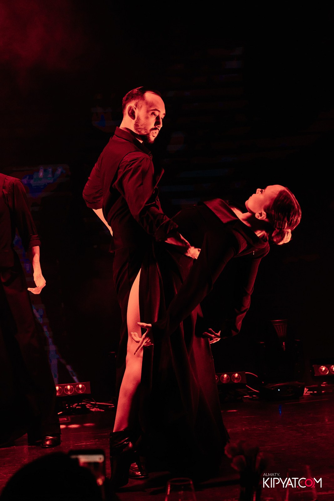 QUEEN. КИПЯТКОМ АЛМАТЫ!