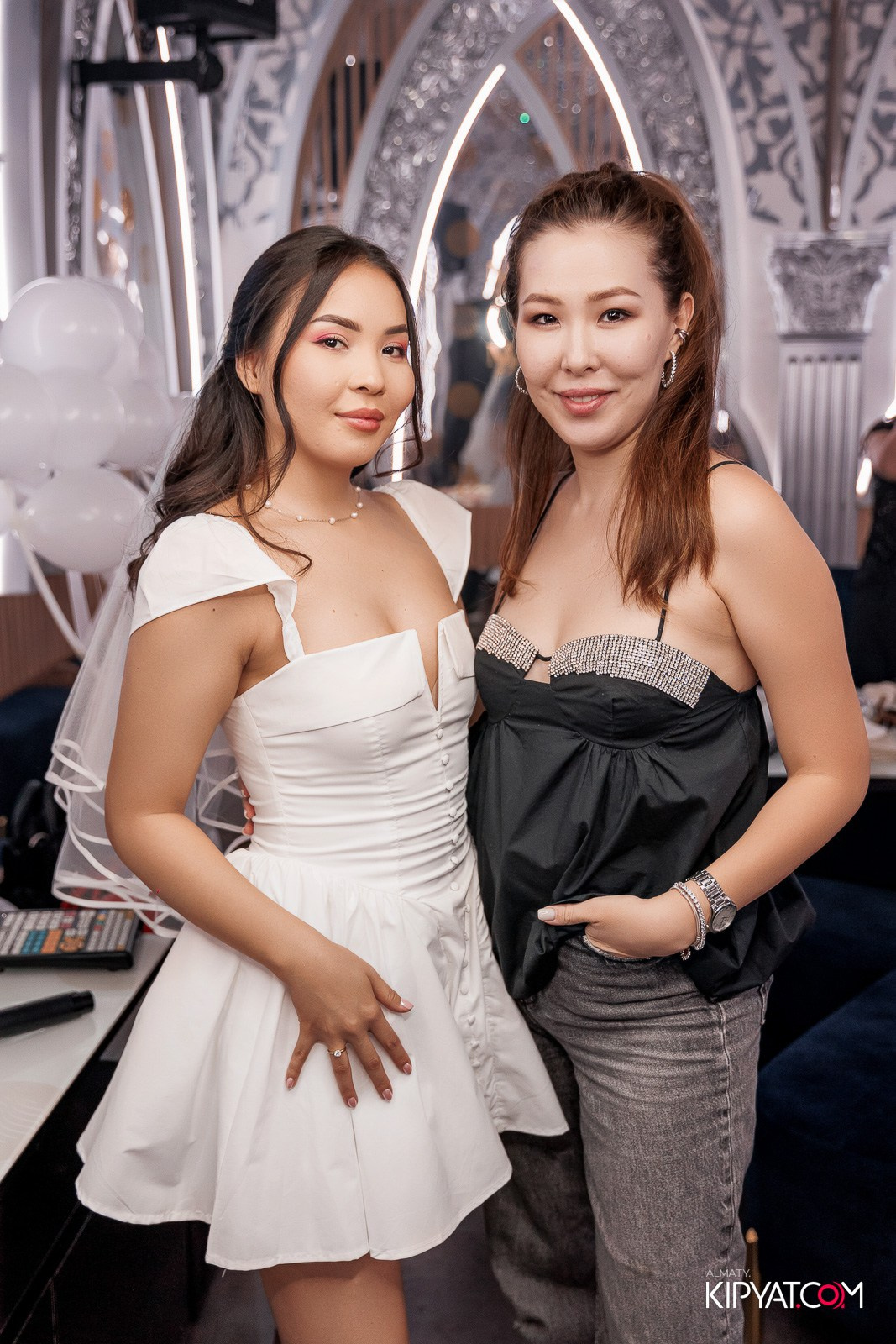 MOOD KARAOKE & TERRACE. КИПЯТКОМ АЛМАТЫ!