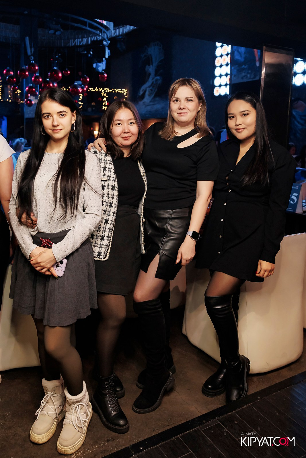 МУЗЫКАЛЬНОЕ ЛОТО В HIT RETRO. КИПЯТКОМ АЛМАТЫ! Фотосъемка мероприятий в Алматы