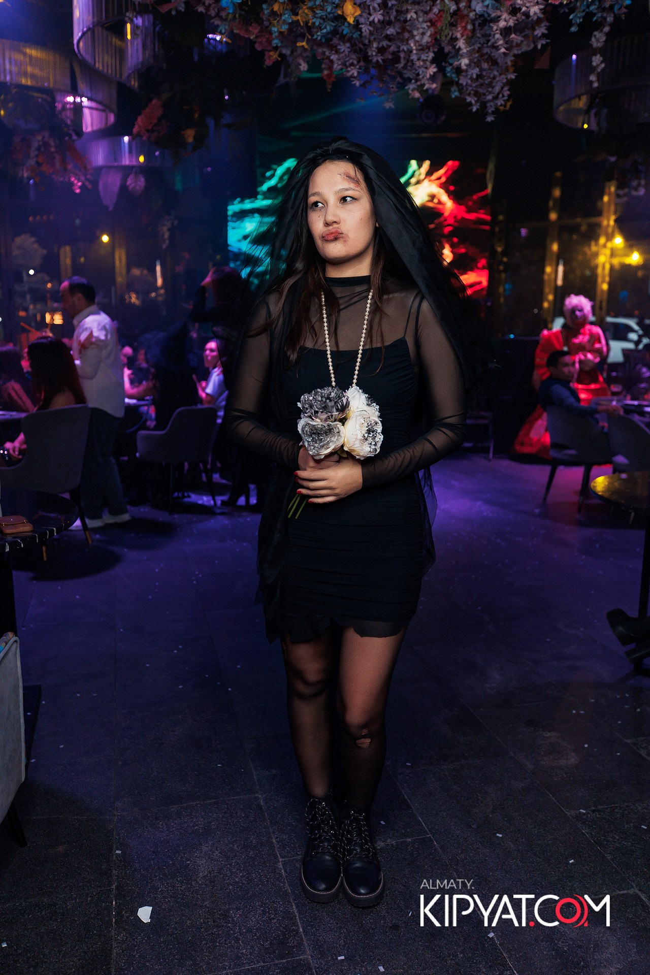 FRIENDS BAR & TERRACE. КИПЯТКОМ АЛМАТЫ! Фотосъемка мероприятий в Алматы